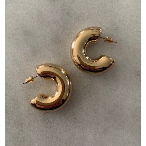 Gold Chunky Hoop Earrings Brand New - Picture 1 of 4